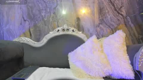 Snapshot of alana_cox_ chatting on September 22, 11:20 pm ALANA COX online show from September 22, 11:20 pm