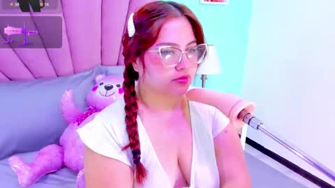 Alana online show from September 30, 12:04 pm