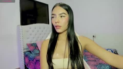 Alana. online show from November 27, 6:32 am