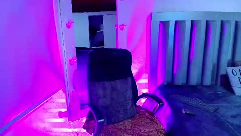 alana_rodrigez online show from July 29, 11:54 am