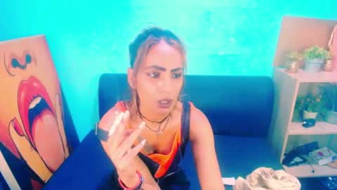 Snapshot of alanadelray chatting on January 25, 6:34 am alanadelray online show from January 25, 6:34 am