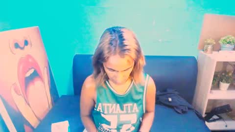 Snapshot of alanadelray chatting on February 5, 2:16 pm alanadelray online show from February 5, 2:16 pm
