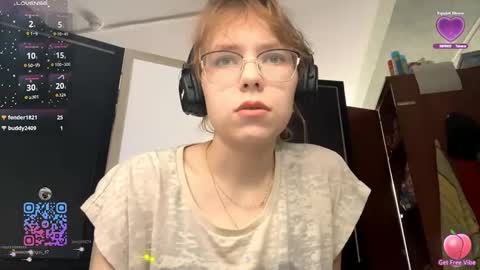Snapshot of alanehadaller chatting on September 28, 9:40 am Stella online show from September 28, 9:40 am