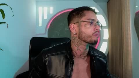 alan online show from January 10, 1:27 pm