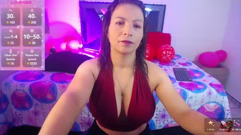 Snapshot of alanys_24 chatting on February 25, 9:42 am Victoria online show from February 25, 9:42 am