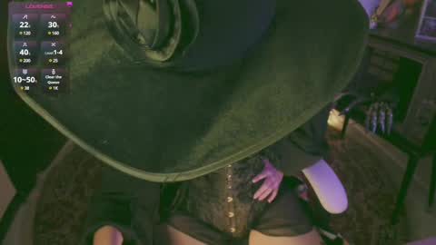 Alaska Grace       online show from March 8, 2:55 am