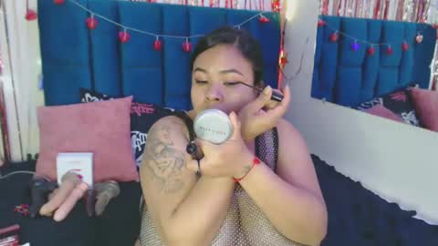 Snapshot of alba_sex10 chatting on March 1, 5:38 pm alba online show from March 1, 5:38 pm