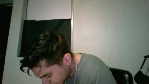 alber753713 online show from June 24, 6:31 am