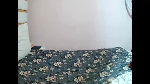 albertine1504 online show from February 15, 9:13 pm