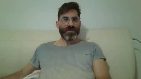 Snapshot of alcatrazcage chatting on December 6, 10:57 pm Alcatrazcage online show from December 6, 10:57 pm