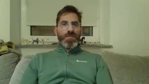 Snapshot of alcatrazcage chatting on February 6, 8:13 pm Alcatrazcage online show from February 6, 8:13 pm