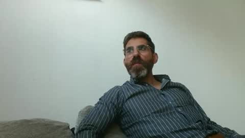 Snapshot of alcatrazcage chatting on September 30, 2:27 pm Alcatrazcage online show from September 30, 2:27 pm