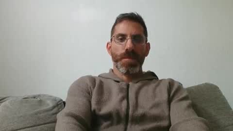 Snapshot of alcatrazcage chatting on October 17, 11:58 am Alcatrazcage online show from October 17, 11:58 am