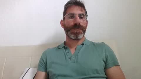 Snapshot of alcatrazcage chatting on September 16, 9:01 am Alcatrazcage online show from September 16, 9:01 am