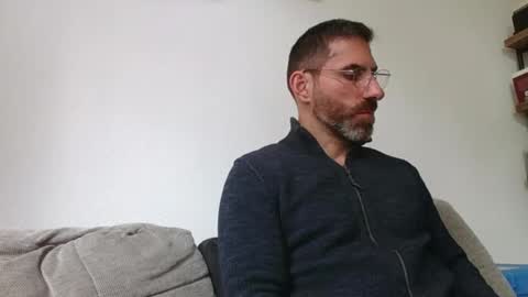 Snapshot of alcatrazcage chatting on October 14, 10:18 am Alcatrazcage online show from October 14, 10:18 am