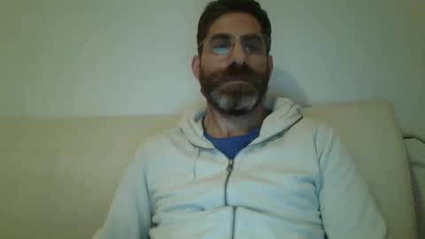 Snapshot of alcatrazcage chatting on January 4, 4:44 am Alcatrazcage online show from January 4, 4:44 am
