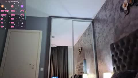 ale_xa55 online show from November 6, 10:57 pm