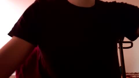 alecjohns123 online show from February 18, 2:06 pm