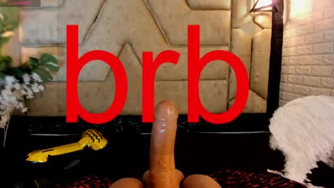 aleja__slav3 online show from May 7, 9:21 pm