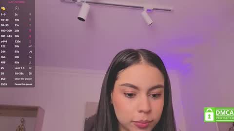 Alejandra online show from October 21, 11:48 am