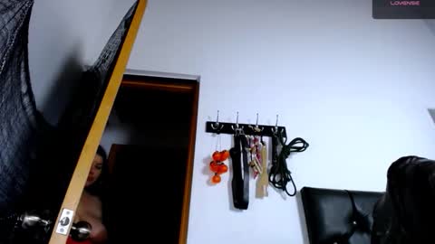 alejahornyx online show from October 19, 10:31 am