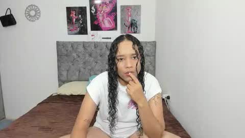 alejandra_evanss online show from January 13, 3:14 am
