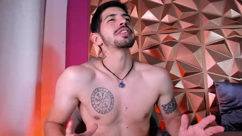 Alejo  online show from March 21, 8:19 am