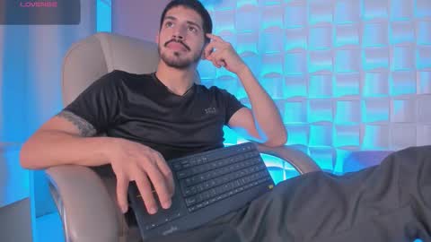 Alejo  online show from March 6, 12:09 am