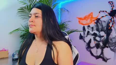 Snapshot of alejitasweet1 chatting on October 19, 3:22 am aleja online show from October 19, 3:22 am