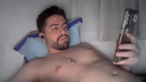 alejo_shy online show from December 1, 6:11 am