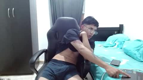 alejo online show from February 20, 5:51 am