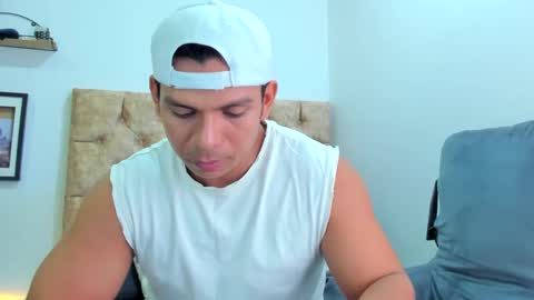 alejostrong online show from September 17, 2:48 am