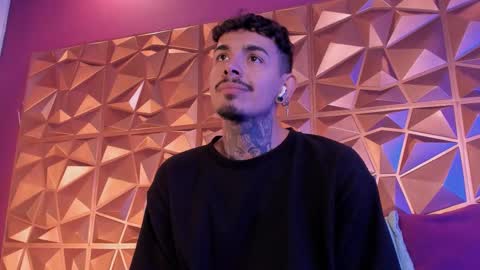 aleking13 online show from November 1, 2:05 pm