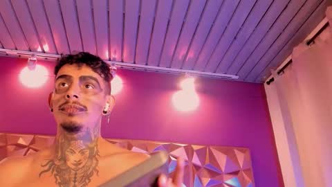 aleking13 online show from October 31, 1:55 pm