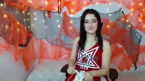 Snapshot of alessandralb chatting on October 1, 10:25 am Alessandra Leblanc online show from October 1, 10:25 am