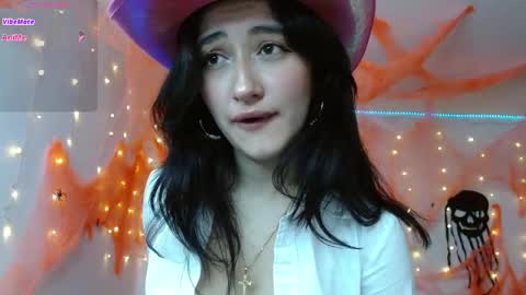 Snapshot of alessandralb chatting on October 5, 10:34 am Alessandra Leblanc online show from October 5, 10:34 am