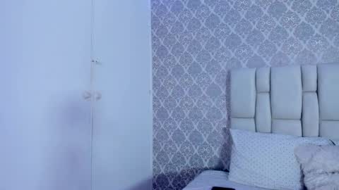 alessandranovak online show from June 3, 3:06 pm