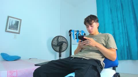 Alessandro Dybala online show from March 3, 12:23 pm