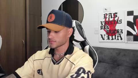 Alessandro Vanni online show from December 14, 2:40 am