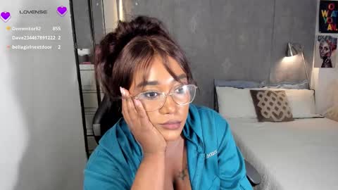 Snapshot of alessia_anderson07 chatting on September 13, 2:25 am Yy  online show from September 13, 2:25 am