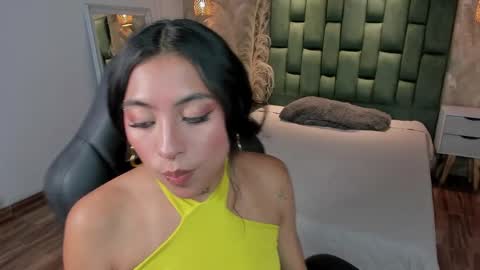 Alessia  online show from May 8, 3:56 am