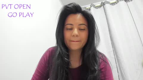 Alejandra online show from February 3, 2:58 am