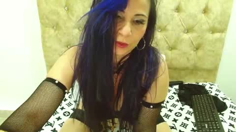 alettallove online show from March 2, 2:08 am