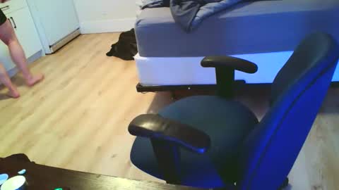 alex42696969 online show from April 23, 1:57 am