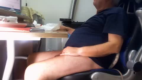 alex47100 online show from December 3, 4:33 pm