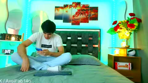 sneider online show from March 8, 6:37 pm