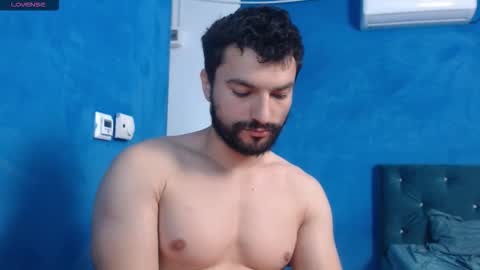 Snapshot of alex_blu chatting on October 5, 2:13 pm Alex online show from October 5, 2:13 pm