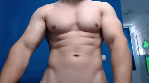 Snapshot of alex_blu chatting on September 25, 7:26 am Alex online show from September 25, 7:26 am