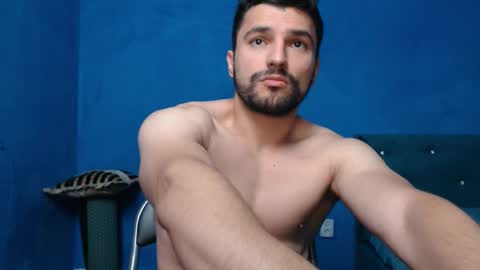 Snapshot of alex_blu chatting on September 15, 5:47 pm Alex online show from September 15, 5:47 pm