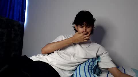 alex_mark_ online show from June 9, 6:18 pm